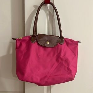 Longchamp Le Pliage Nylon Tote, Medium size.